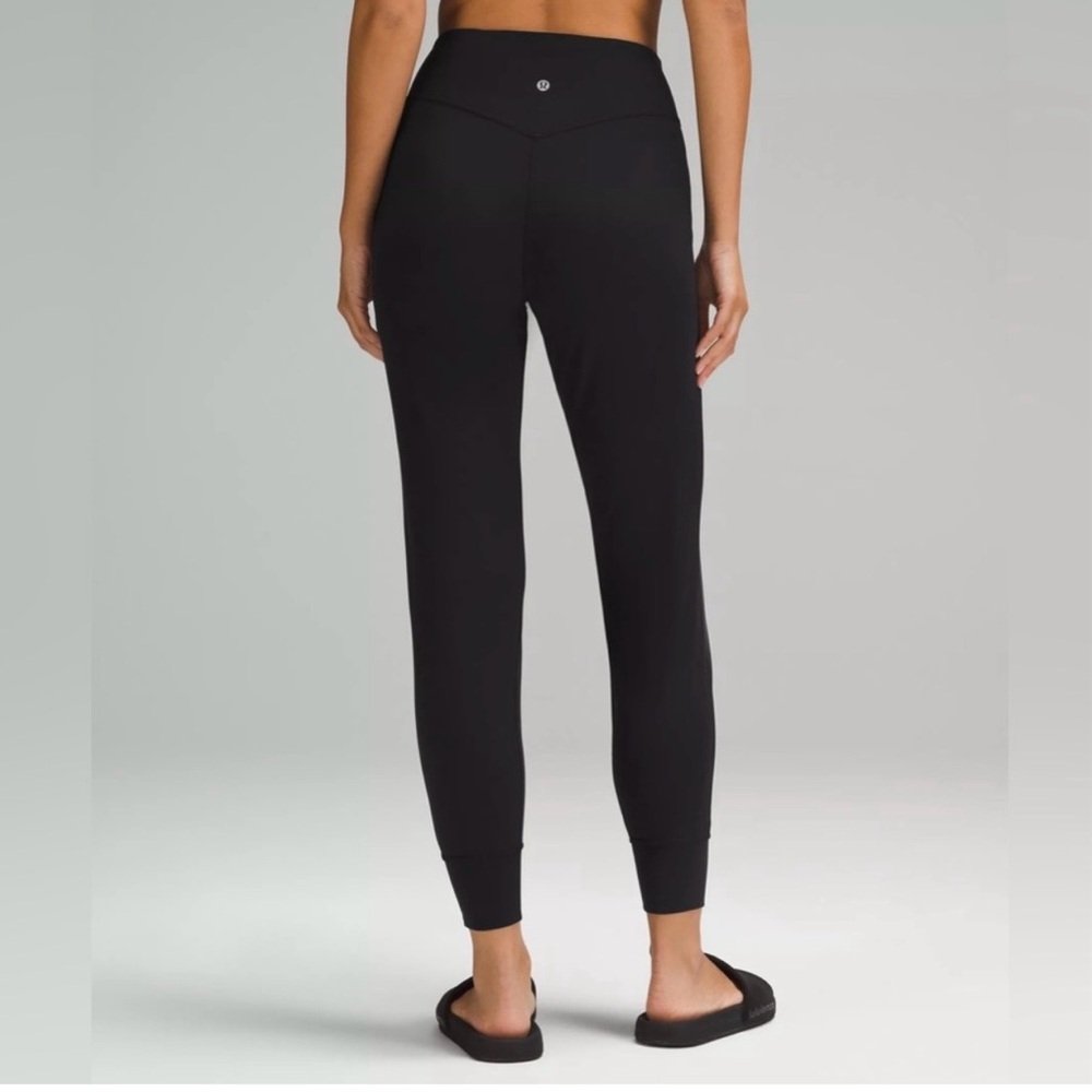 Women's Black Lululemon and Jogger Pants